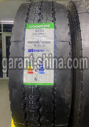 Goodride GTX1 (прицепная) 235/75 R17.5 143/141J 16PR - Фото протектора с этикеткой вблизи